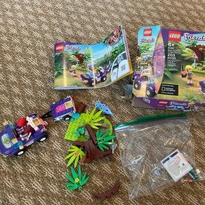 LEGO Friends Jungle Adventure Set with Green and Brown